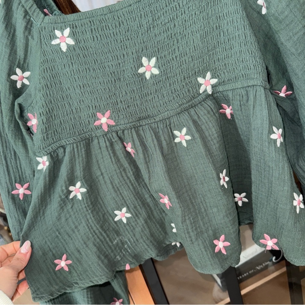 Altar’d State Olivia embroidered babydoll blouse top daisy long sleeve flower - Picture 7 of 8